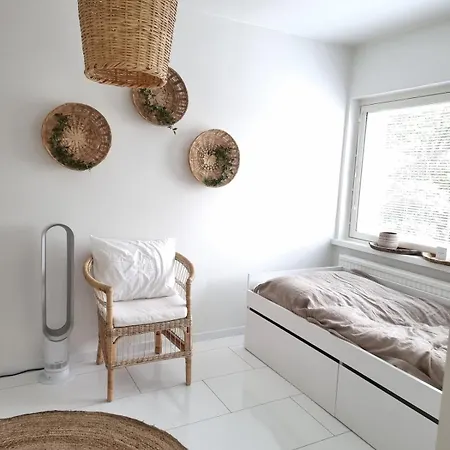 Bright Two In A Prime Location Apartman